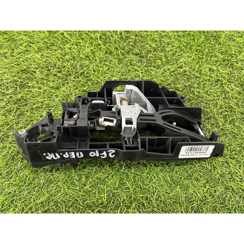 Кронштейн ручки двери (кузов и элементы) BMW 5-series F10 2013 N47D20 51217175650