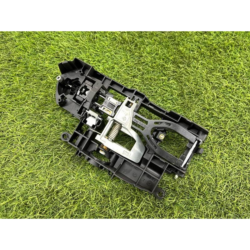Кронштейн ручки двери (кузов и элементы) BMW 5-series F10 2013 N63B44 51217175649
