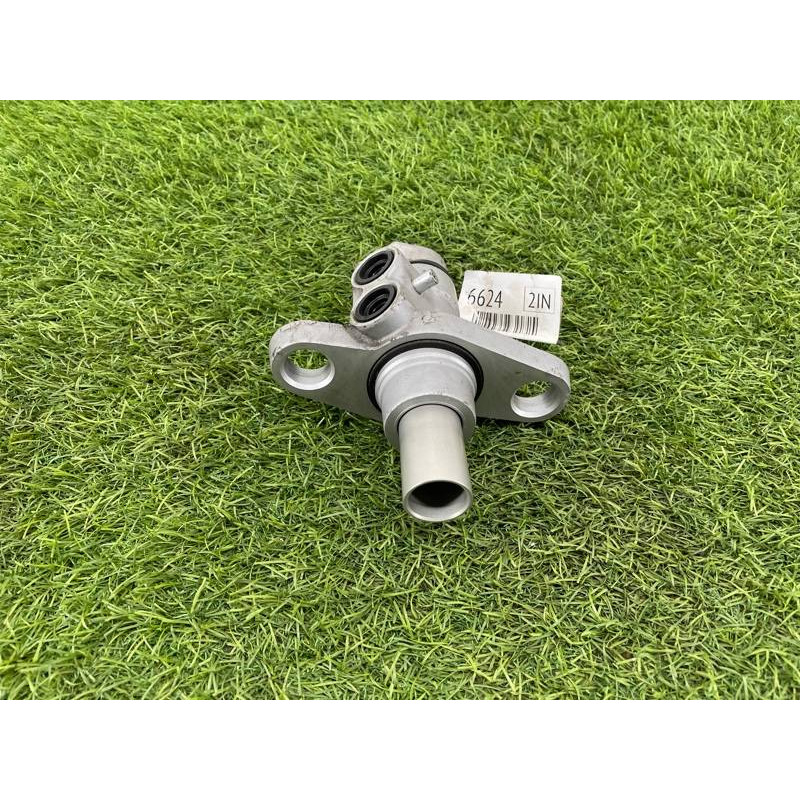 Главный тормозной цилиндр (тормозная система) Opel Insignia A 2012 2.0 DTH 41550110