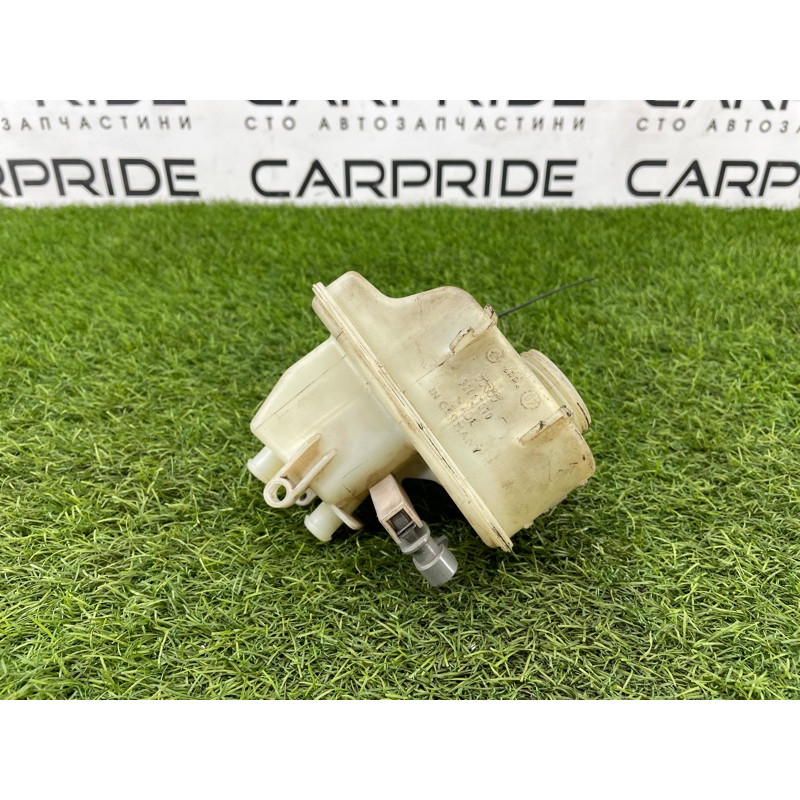 Бачок тормозной жидкости (тормозная система) Opel Vectra C 2008 1.9 D 32067070