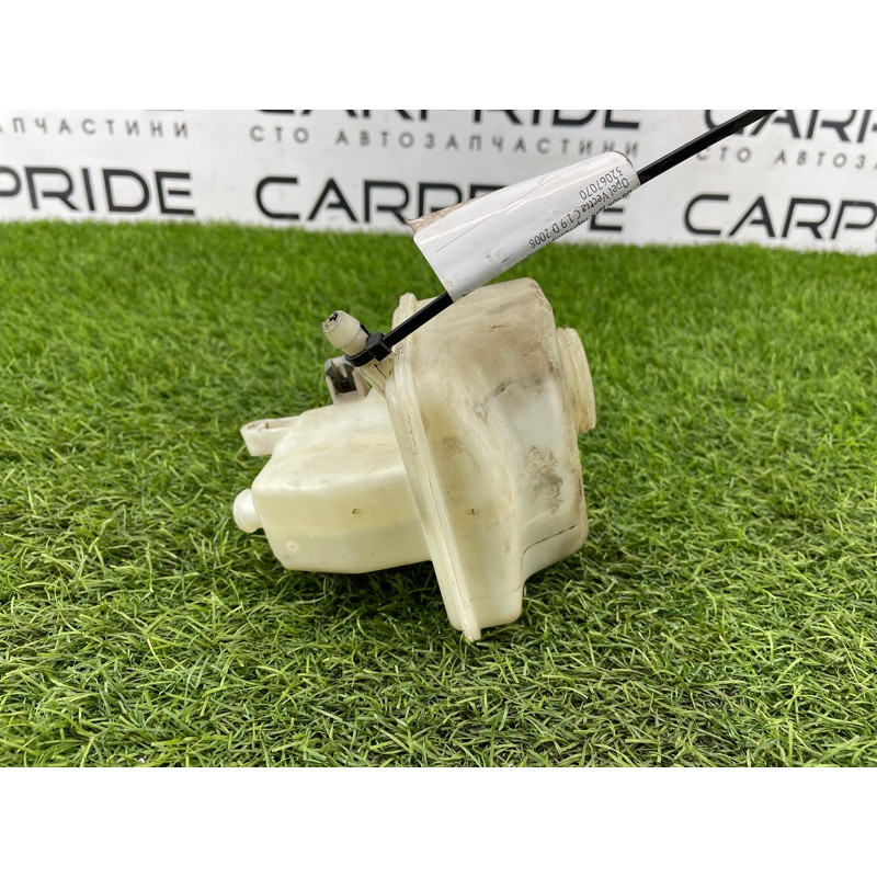 Бачок тормозной жидкости (тормозная система) Opel Vectra C 2008 1.9 D 32067070