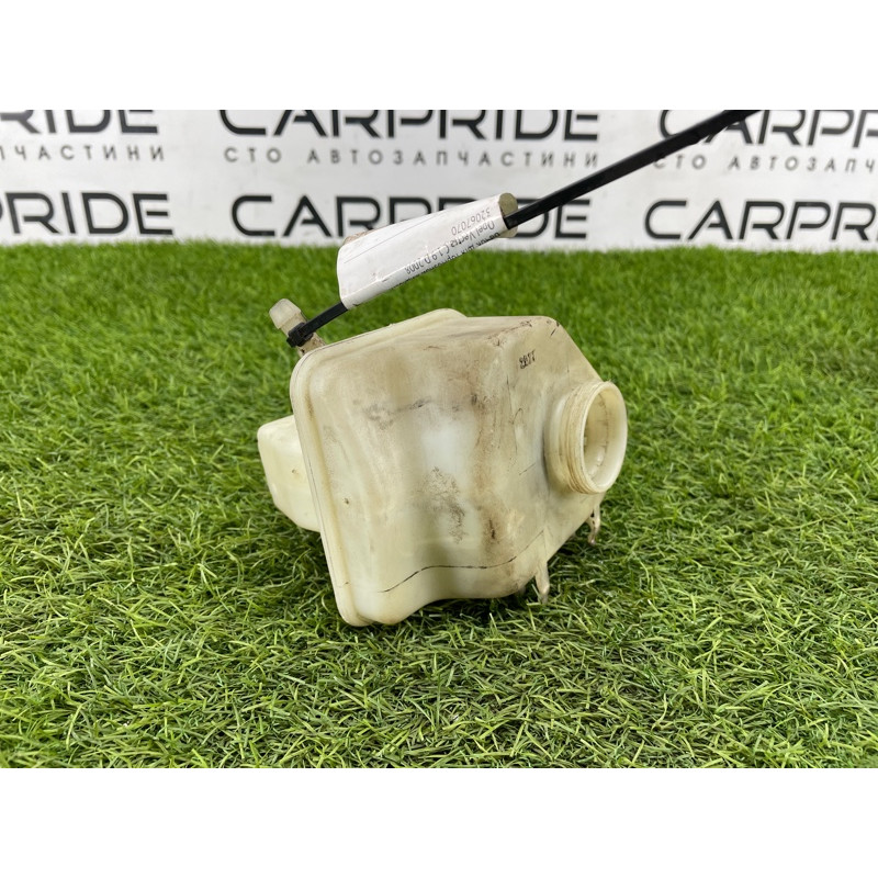 Бачок тормозной жидкости (тормозная система) Opel Vectra C 2008 1.9 D 32067070