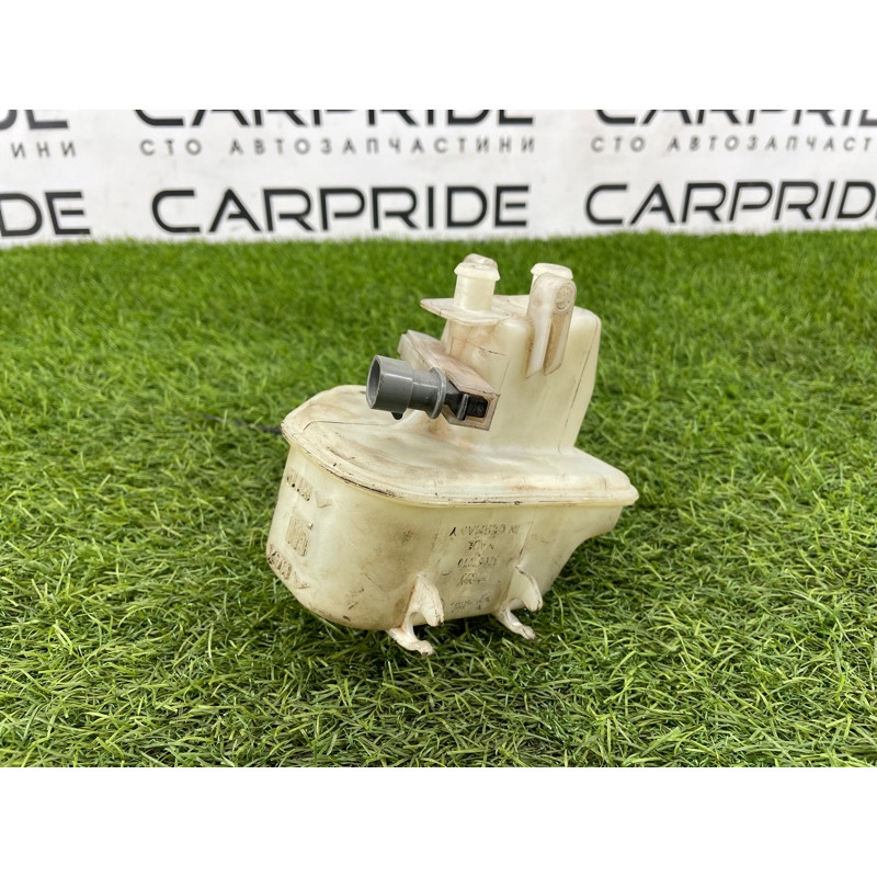 Бачок тормозной жидкости (тормозная система) Opel Vectra C 2008 1.9 D 32067070