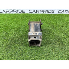 Кронштейн усилителя бампера