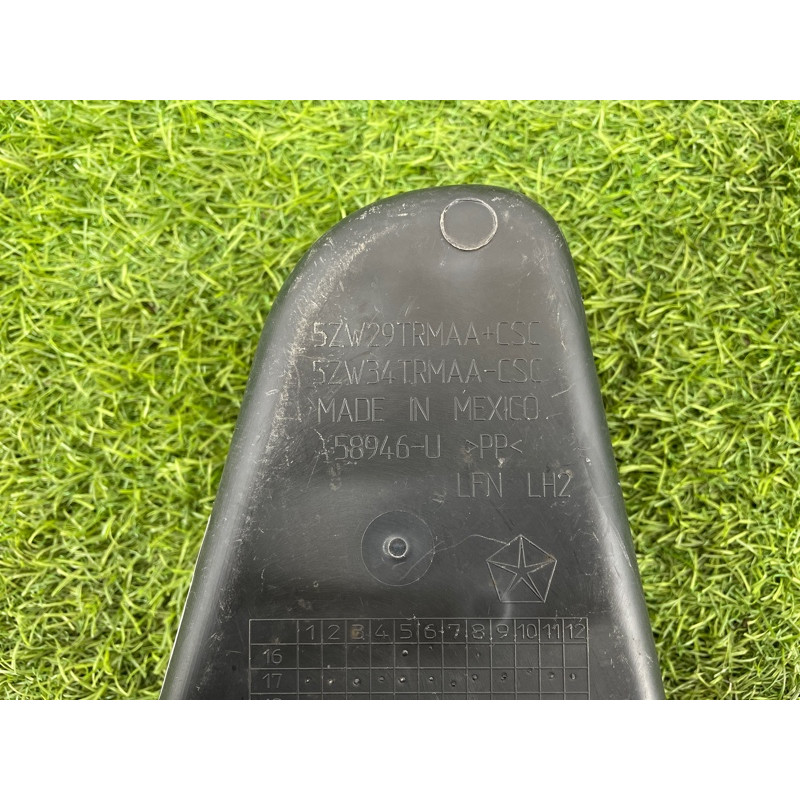 Ящик центральной консоли (салон) Jeep Compass FL 68371605AA