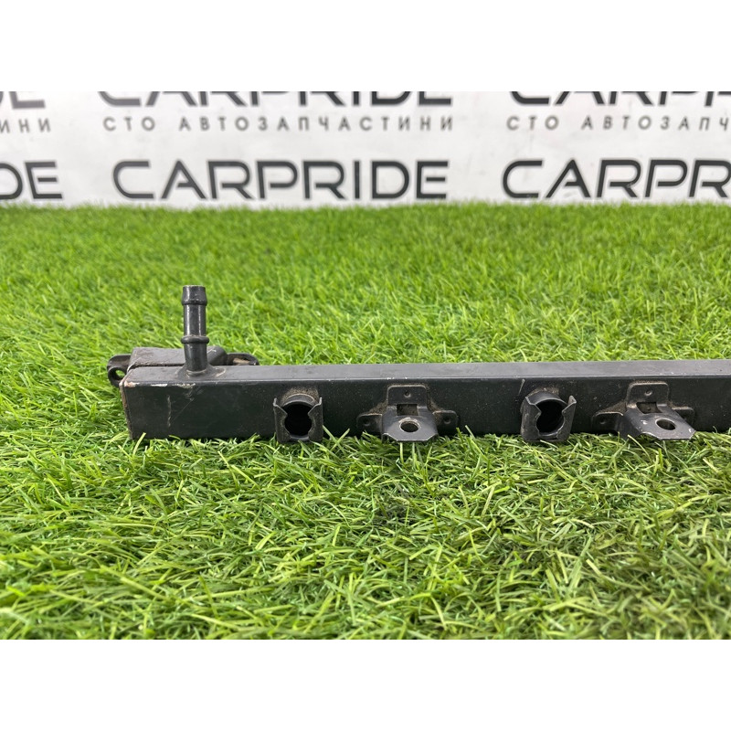 Топливная рампа (топливная система) BMW 5-series E34 13531719981