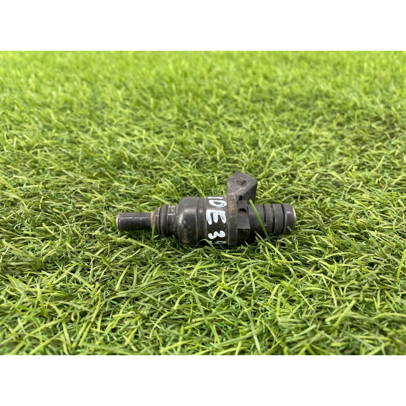 Форсунка топливная (топливная система) BMW 5-series E39 13537546244