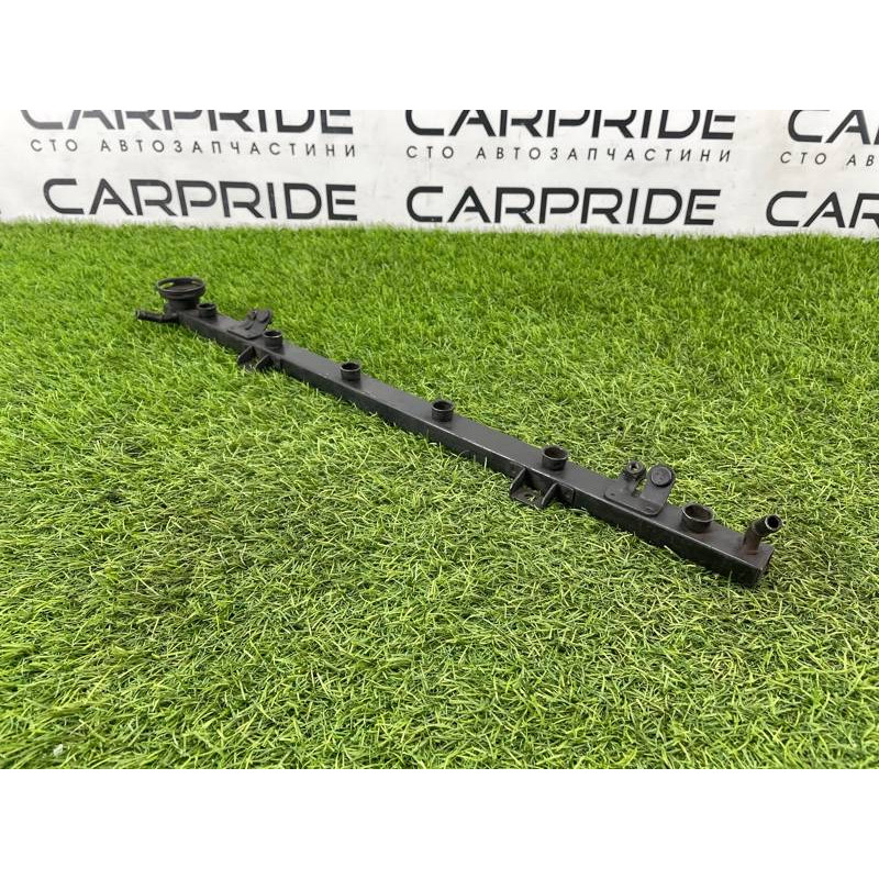 Топливная рампа (топливная система) BMW 5-series E34 13531748583