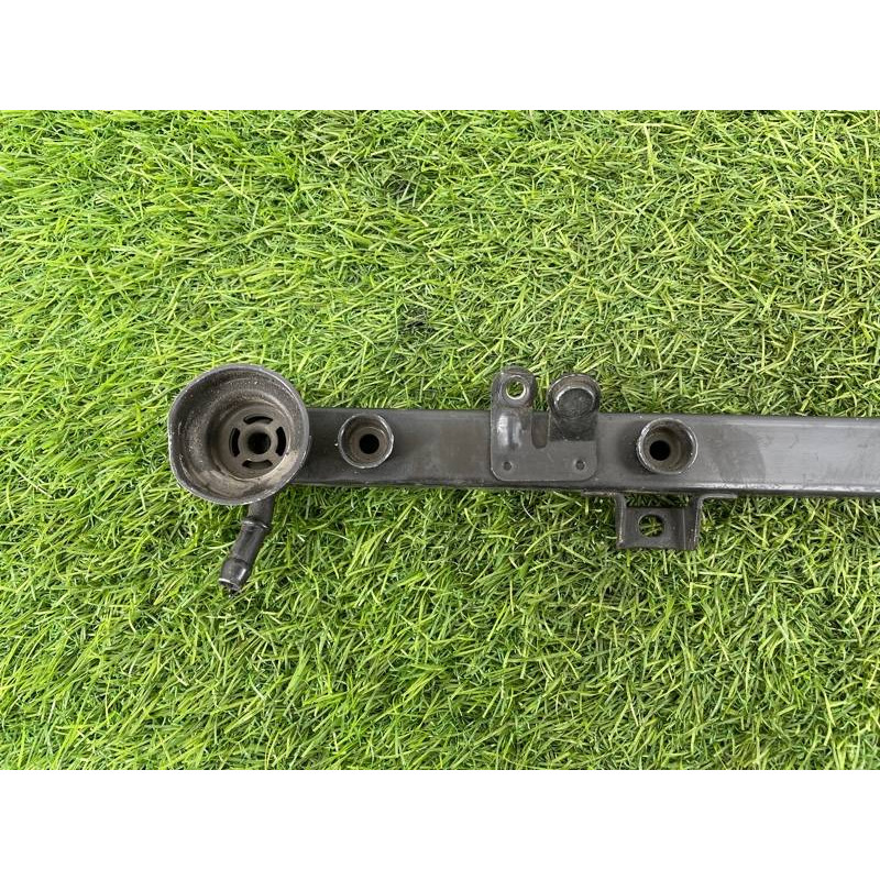 Топливная рампа (топливная система) BMW 5-series E34 13531748583