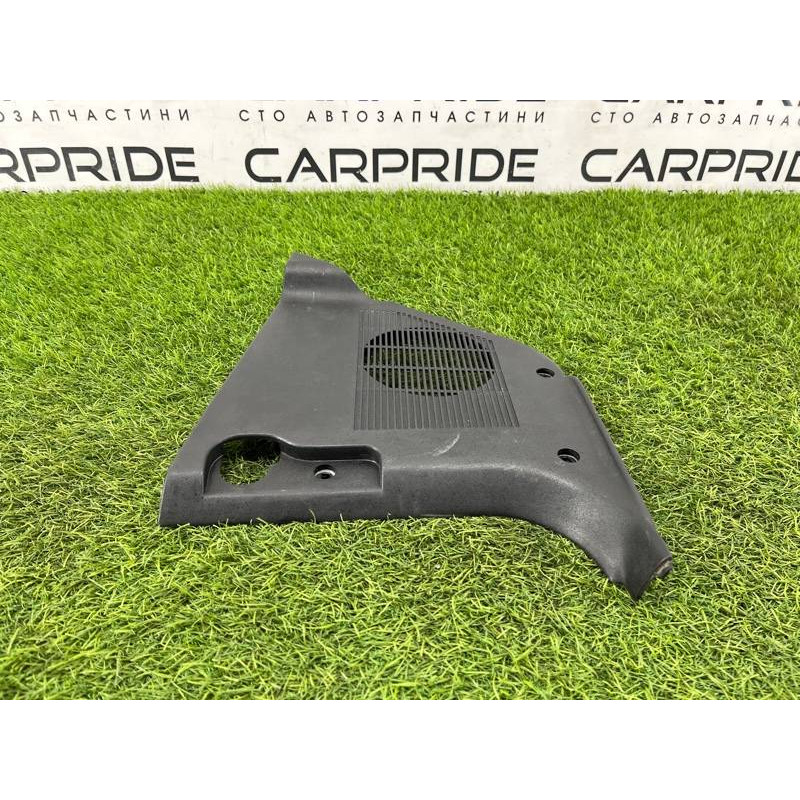 Обшивка стойки нижняя (салон) BMW 7-series E32 1990 M70b50 51438127489