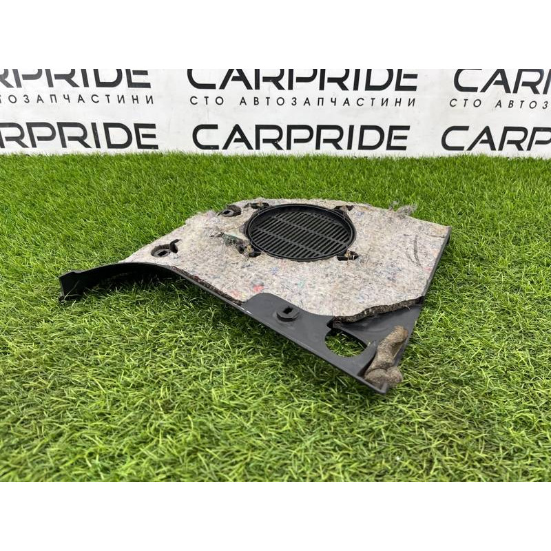 Обшивка стойки нижняя (салон) BMW 7-series E32 1990 M70b50 51438127489