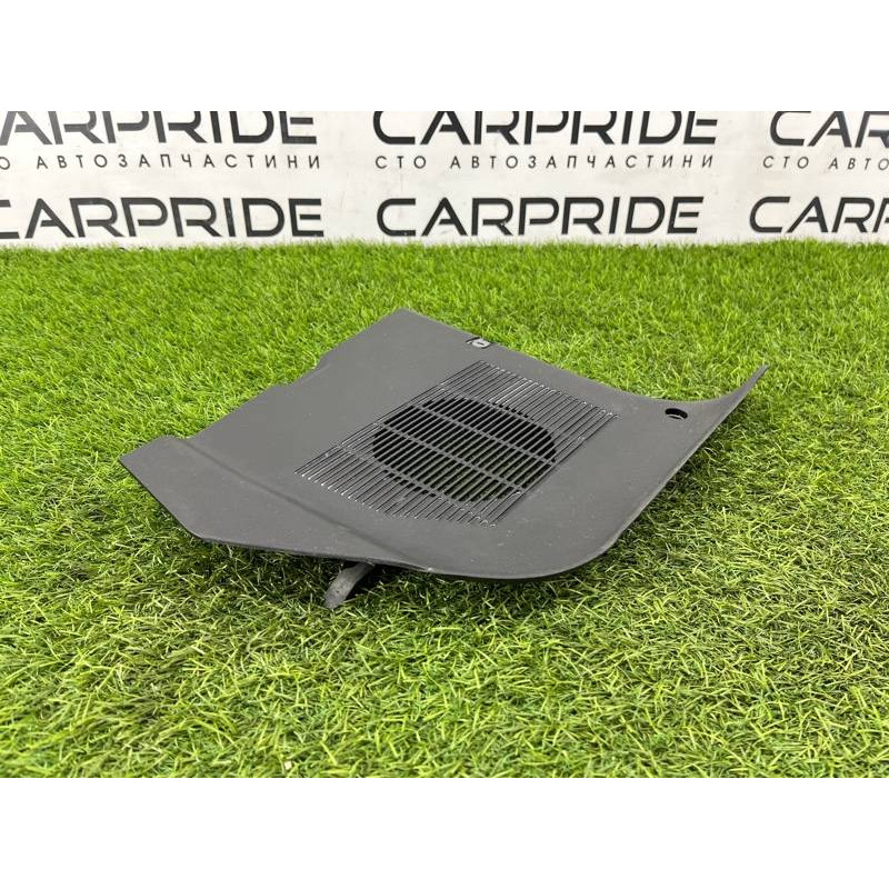 Обшивка стойки нижняя (салон) BMW 7-series E32 1990 M70b50 51438127490