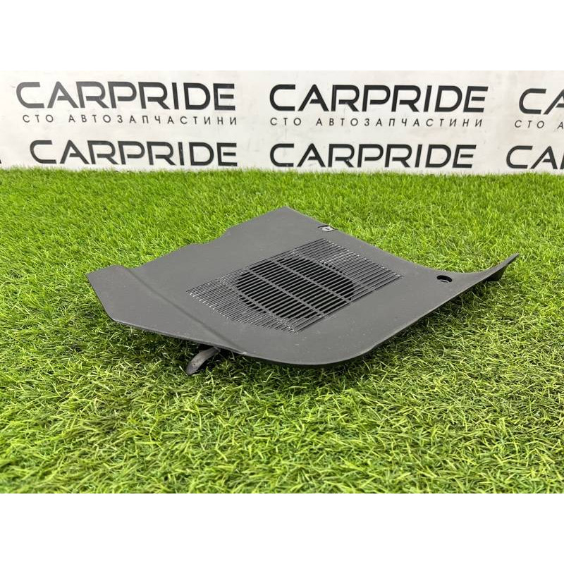 Обшивка стойки нижняя (салон) BMW 7-series E32 1990 M70b50 51438127490