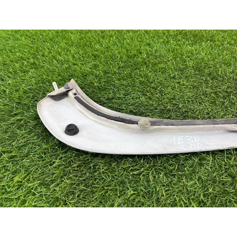 Накладка стойки (кузов и элементы) BMW 3-series E30 M21d24