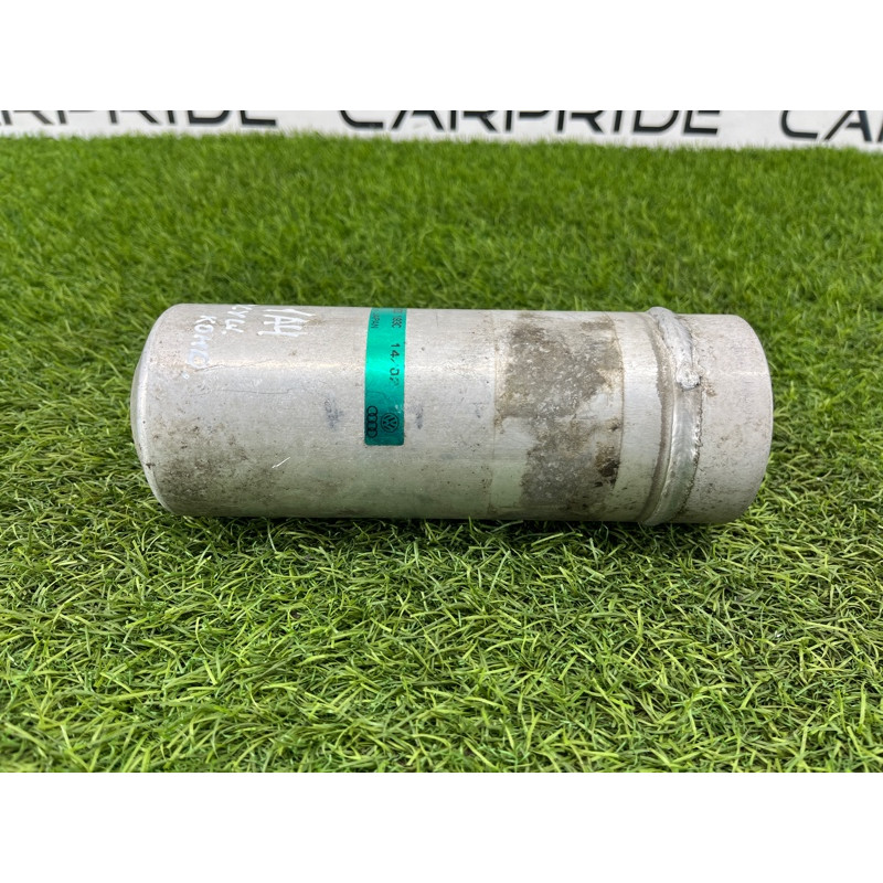 Осушитель кондиционера (отопление и кондиционирование) AUDI A4 B6 2003 2.0 ALT 8E0820193C