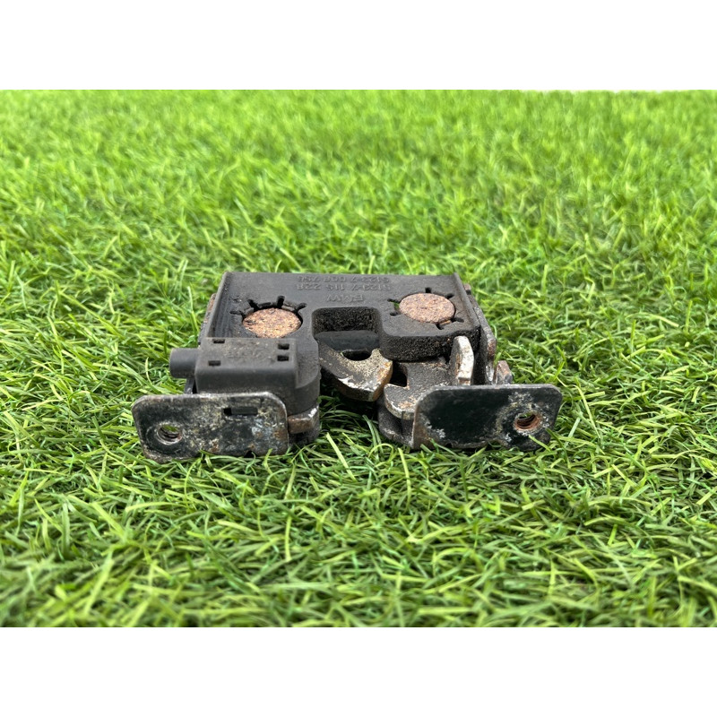 Замок капота (кузов и элементы) BMW 5-series E60 2004 M54B22 51237008755