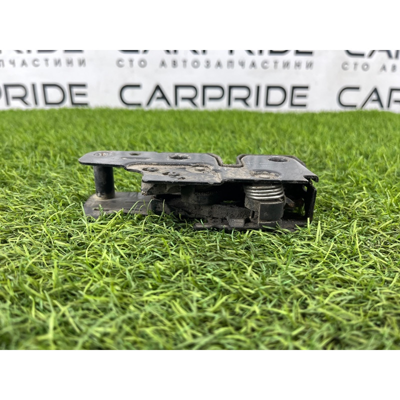 Замок капота (кузов и элементы) Volkswagen Golf 1K 2004 2.0 BKD 1K1823509E