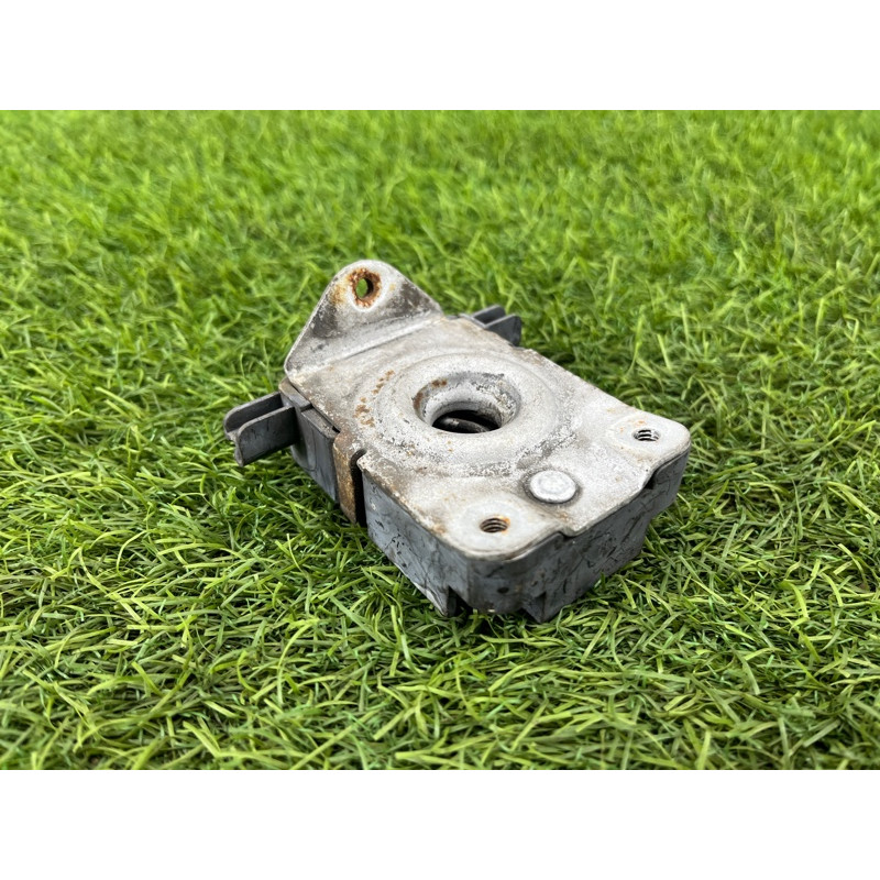 Замок капота (кузов и элементы) BMW 5-series E39 51238203859
