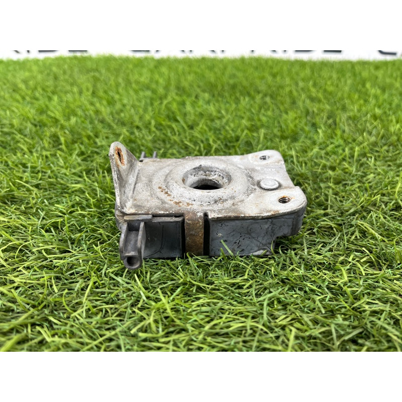 Замок капота (кузов и элементы) BMW 5-series E39 51238203859