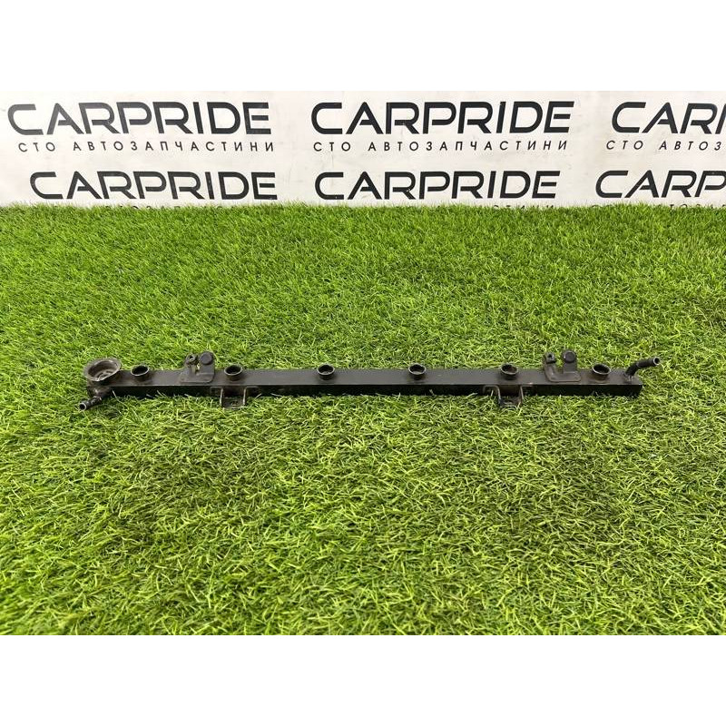 Топливная рампа (топливная система) BMW 5-series E34 13531748583