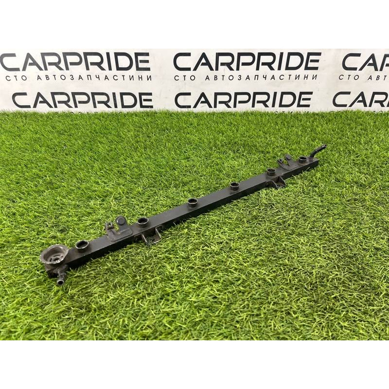 Топливная рампа (топливная система) BMW 5-series E34 13531748583