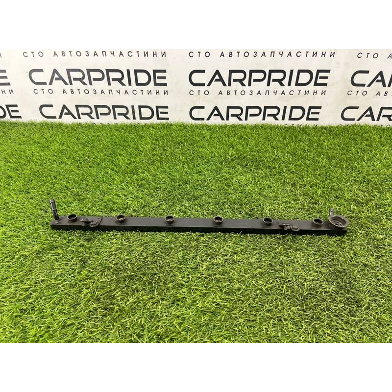 Топливная рампа (топливная система) BMW 5-series E34 13531748583