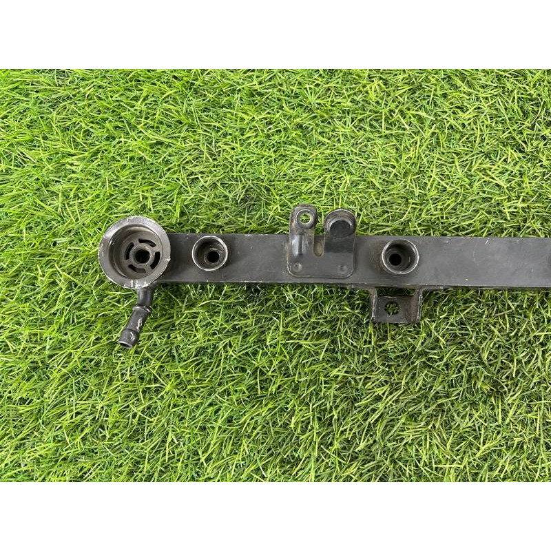 Топливная рампа (топливная система) BMW 5-series E34 13531748583