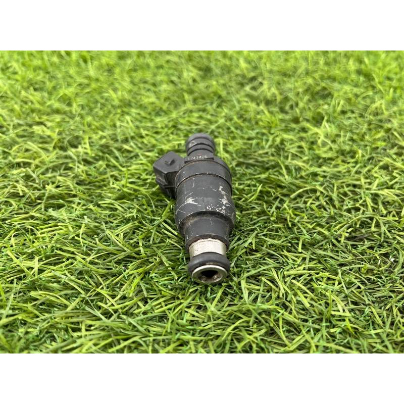 Форсунка топливная (топливная система) BMW 7-series E38 13641747406