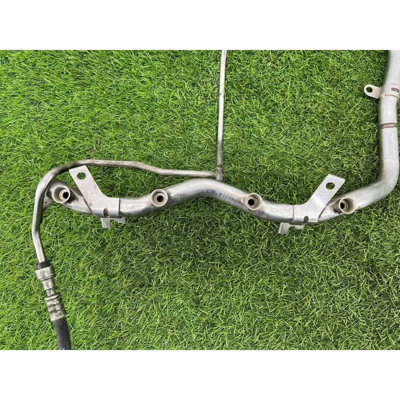 Топливная рампа (топливная система) BMW 5-series E39 13531432530