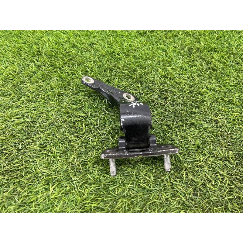 Петля багажника (кузов и элементы) Mercedes-Benz GL X164 2012 4.6 A1647401337