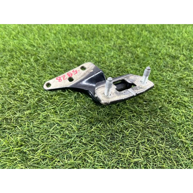 Петля багажника (кузов и элементы) Mercedes-Benz GL X164 2012 4.6 A1647401837