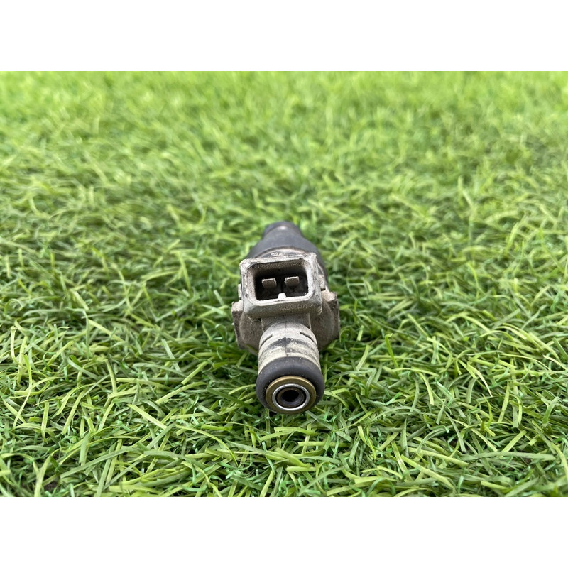 Форсунка топливная (топливная система) AUDI A4 B6 2.4BDV 078133551D