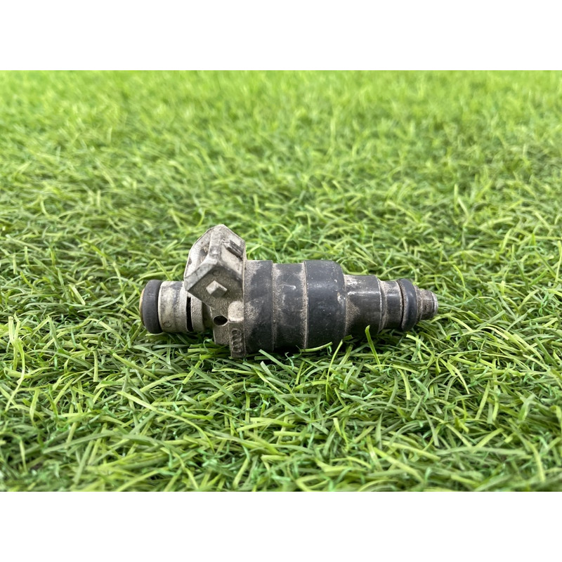 Форсунка топливная (топливная система) AUDI A4 B6 2.4BDV 078133551D