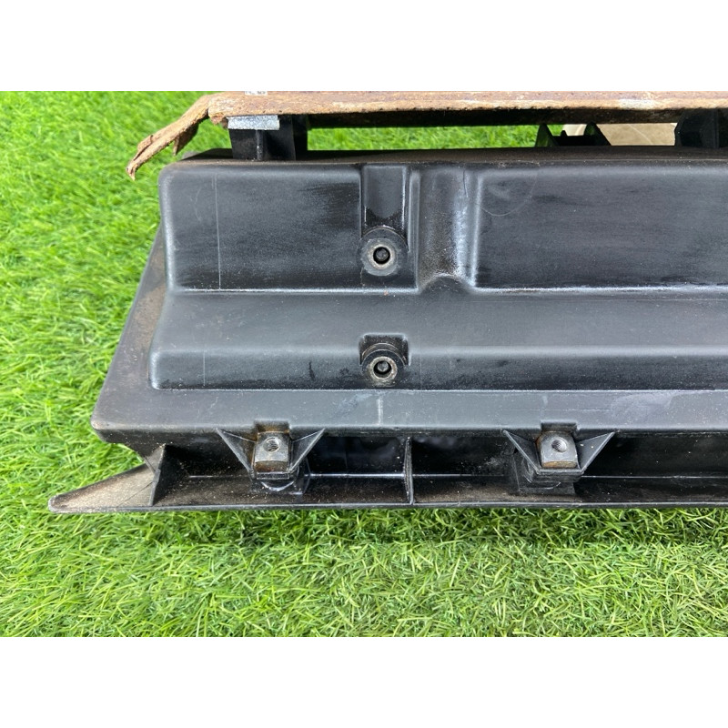 Корпус воздушного фильтра (впускная система) BMW 5-series E34 13712245562