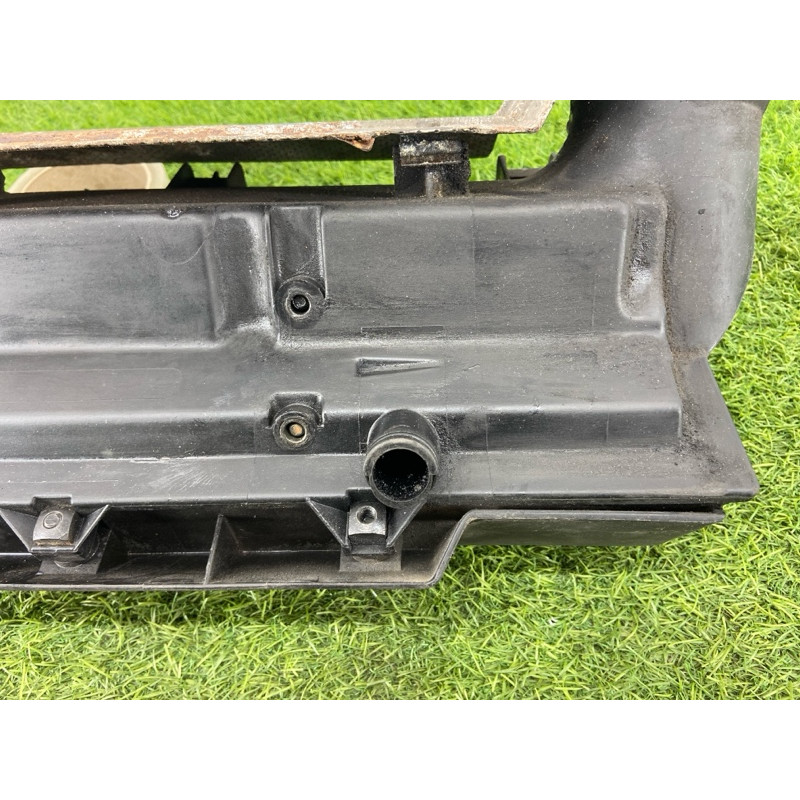 Корпус воздушного фильтра (впускная система) BMW 5-series E34 13712245562