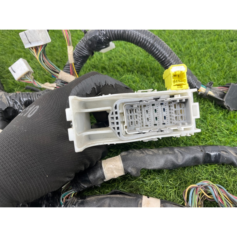 Проводка подкапотная (электрика) Subaru Legacy BN 2016 2.5 81402AL18B