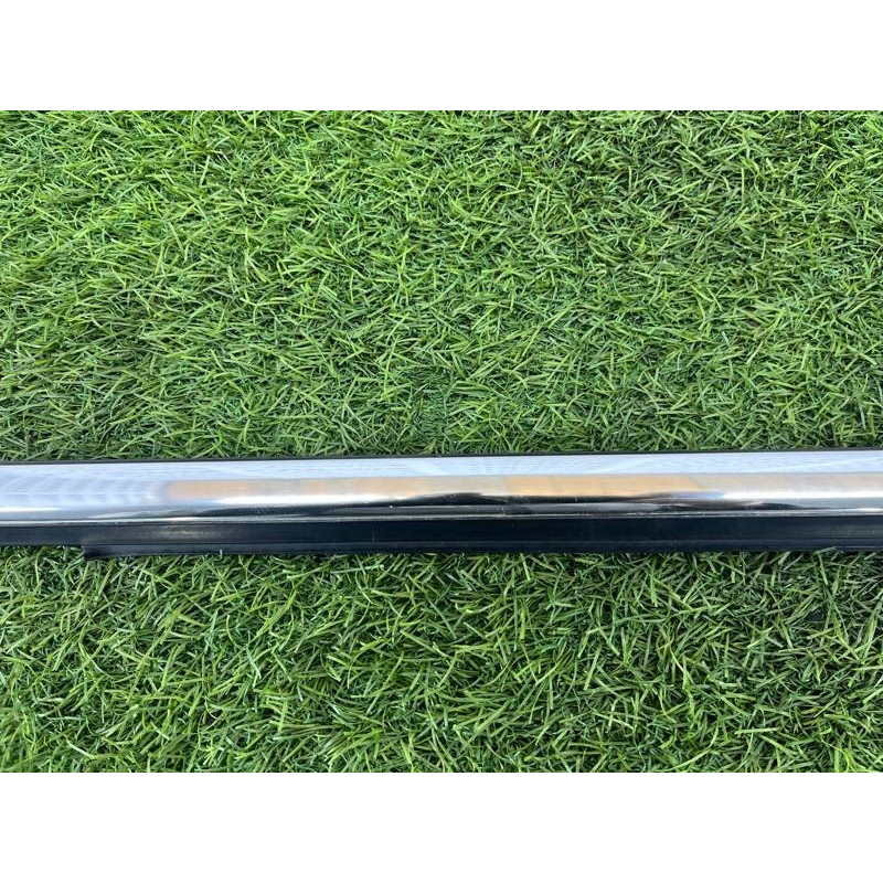 Молдинг скла (кузов і елементи) Opel Vectra C 2008 2.2 YH 24431721