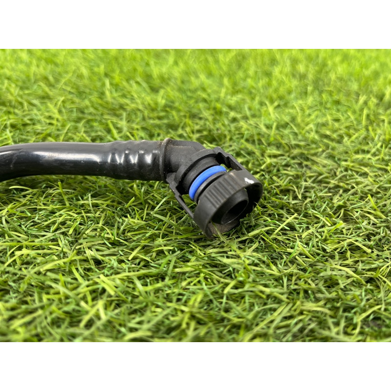 Трубка вентиляції паливного бака (паливна система) BMW 3-series F30 2013 N26B20 13907636128