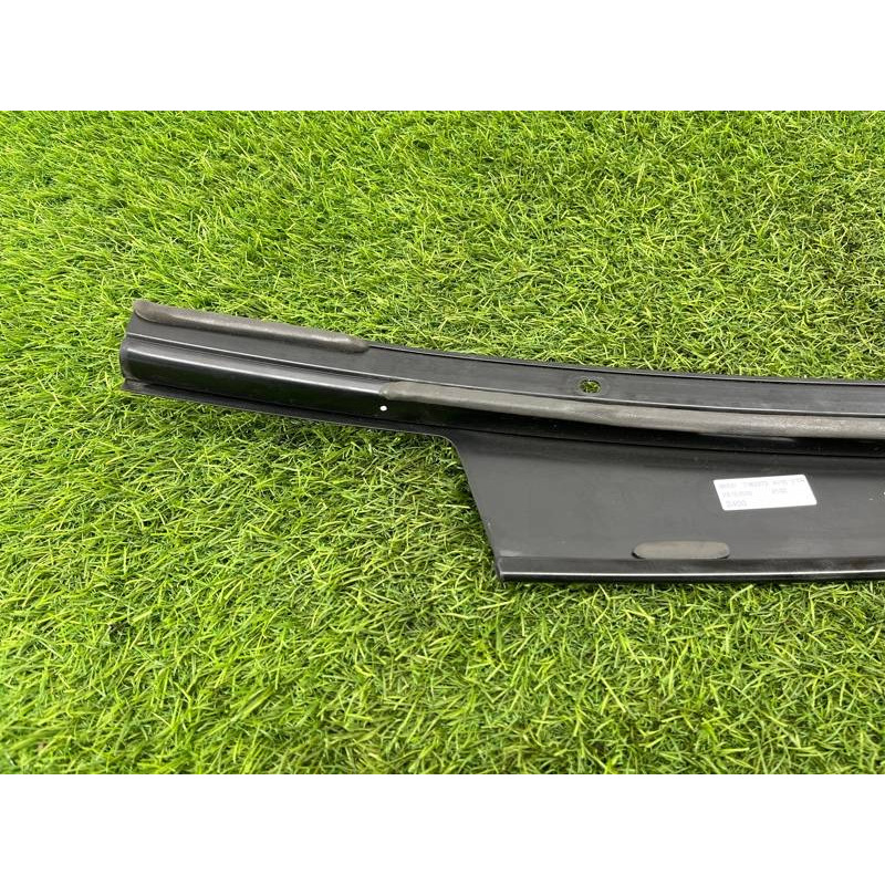 Накладка двери боковая (кузов и элементы) BMW 5-series F10 2011 N63B44 51337182272