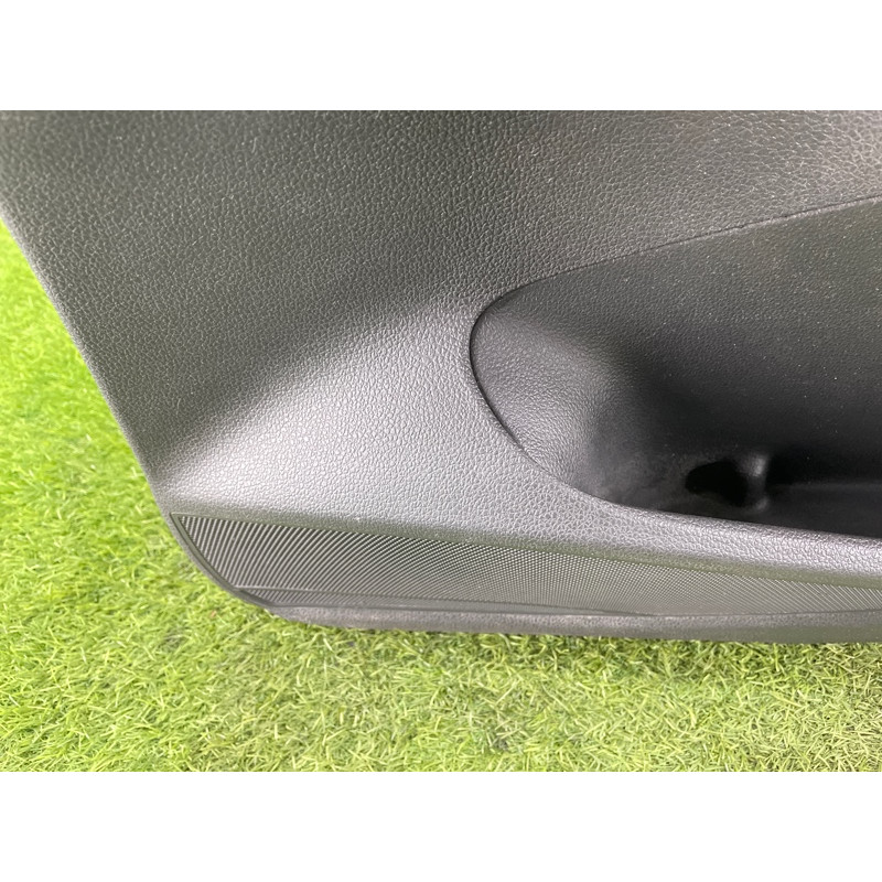 Дверная карта (салон) Volkswagen Passat B7 2013 2.5 561867212