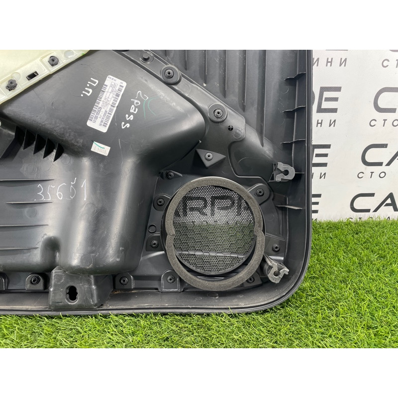 Дверная карта (салон) Volkswagen Passat B7 2014 1.8 561867012GOUR
