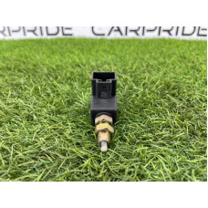 Концевик педали тормоза