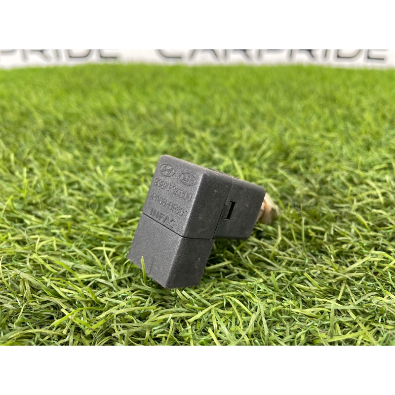 Концевик педали тормоза (электрика / датчики) Hyundai Santa Fe SM 2005 2.0 938103K000