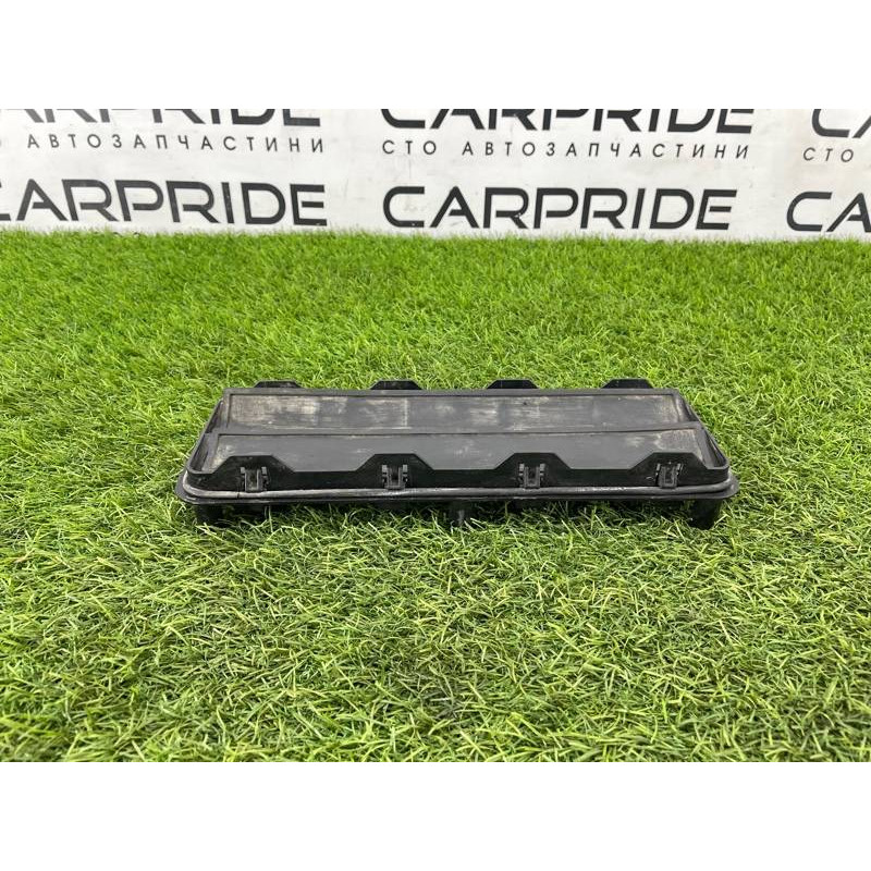 Клапан вентиляції салону (кузов і елементи) BMW 5-series E34 64221946028