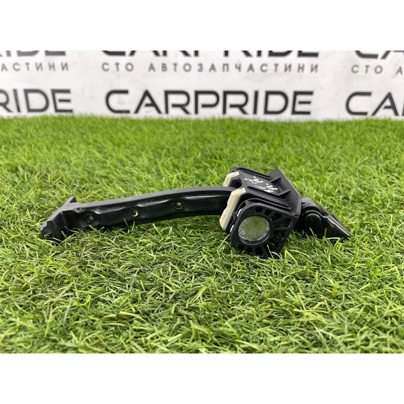 Обмежувач дверей (кузов і елементи) BMW 5-series F10 2013 N63B44 51217182005