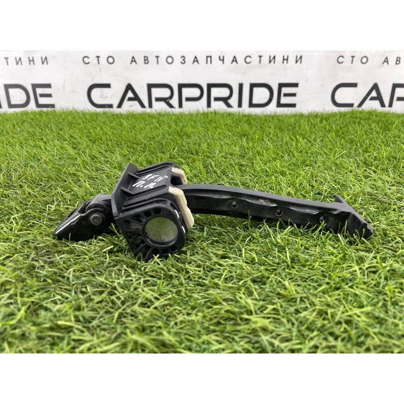 Обмежувач дверей (кузов і елементи) BMW 5-series F10 2013 N63B44 51217182005