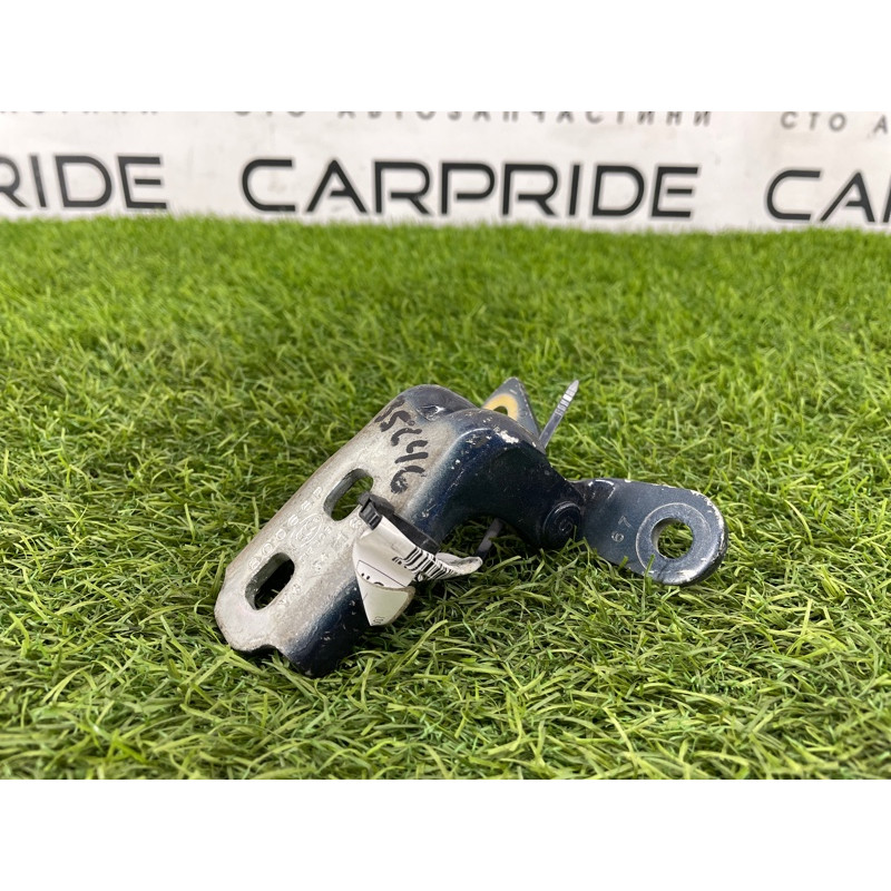 Петля двери (кузов и элементы) Cadillac Xt5 1 2016 3.6