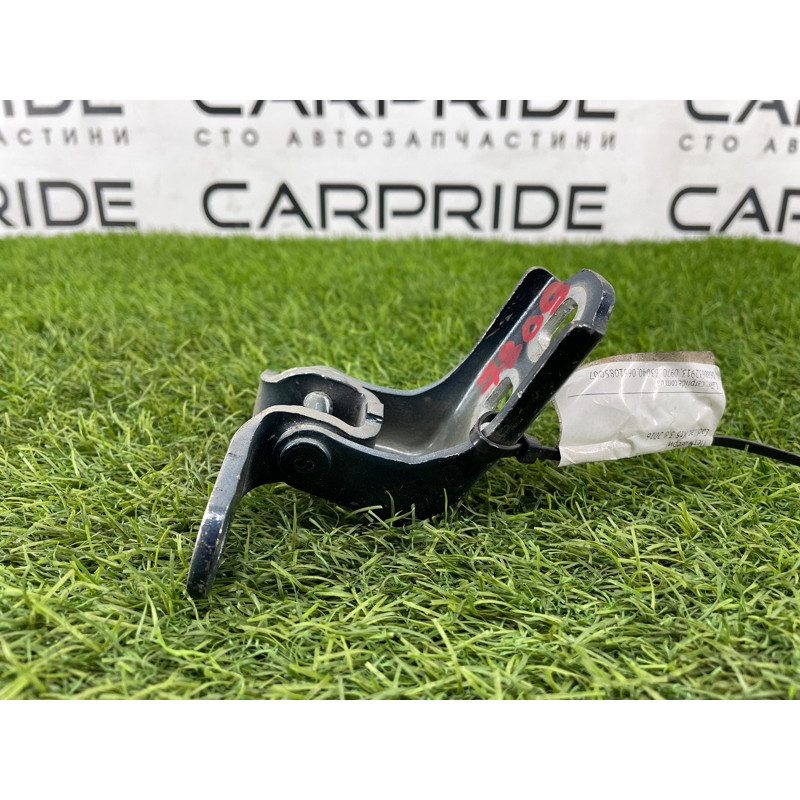 Петля двери (кузов и элементы) Cadillac Xt5 1 2016 3.6