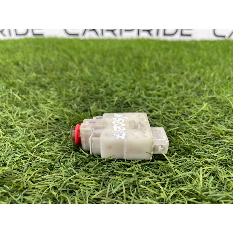 Концевик педали сцепления (электрика / датчики) BMW 5-series E39 61318360421