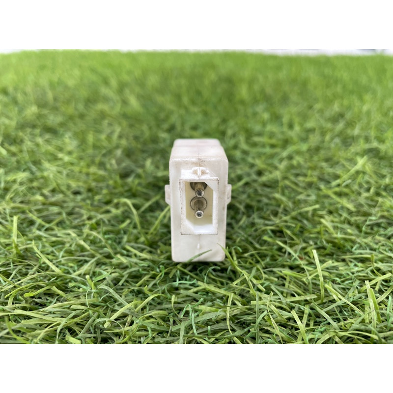 Концевик педали сцепления (электрика / датчики) BMW 5-series E39 61318360421